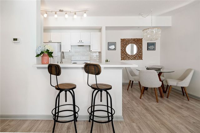 5095 Fairways Circle I204, Vero Beach, FL 32967