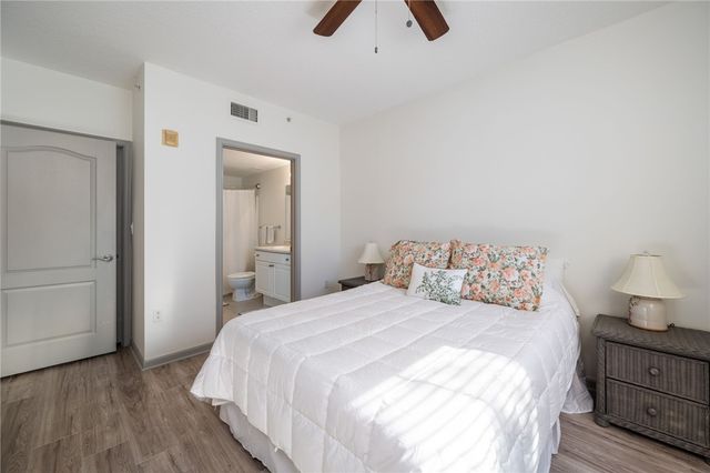 5095 Fairways Circle I204, Vero Beach, FL 32967