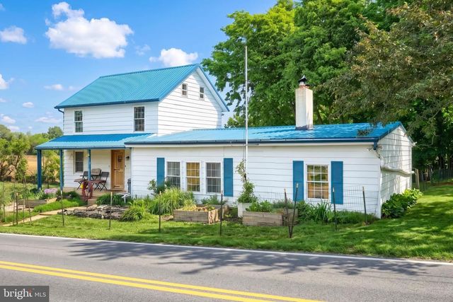 1111 RICHMOND RD, Red Lion, PA 17356