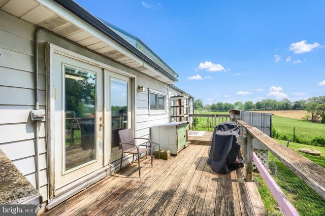 1111 RICHMOND RD, Red Lion, PA 17356