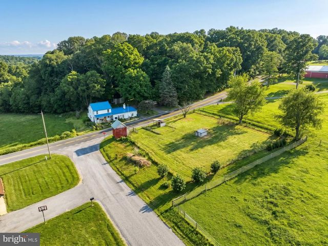 1111 RICHMOND RD, Red Lion, PA 17356