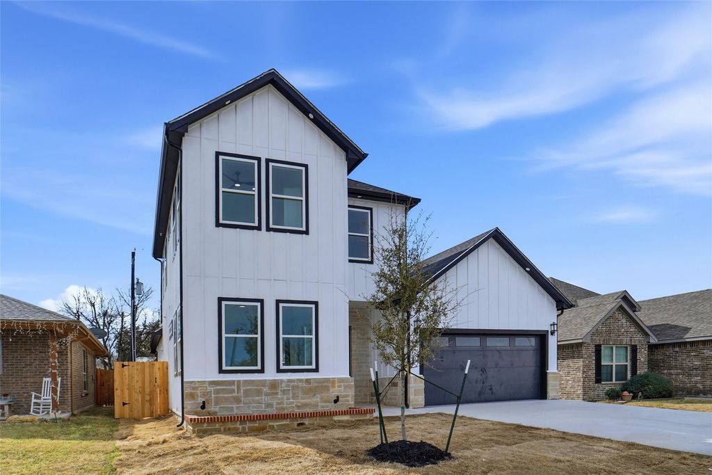 128 Cedar Lane, Roanoke, TX 76262