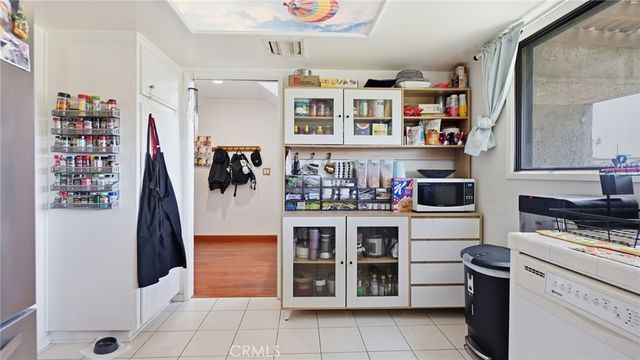 714 N Howard APT H Street, Glendale, CA 91206