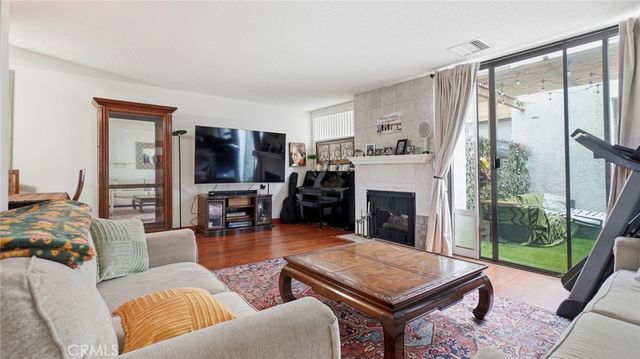 714 N Howard APT H Street, Glendale, CA 91206