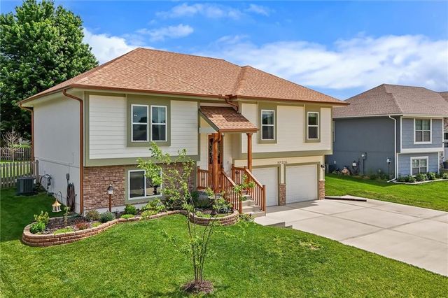 2216 Ashford Street, Excelsior Springs, MO 64024