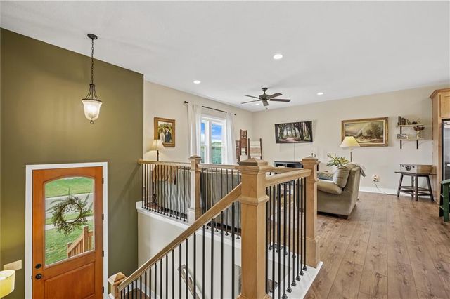 2216 Ashford Street, Excelsior Springs, MO 64024