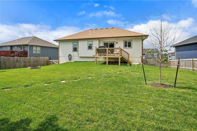 2216 Ashford Street, Excelsior Springs, MO 64024