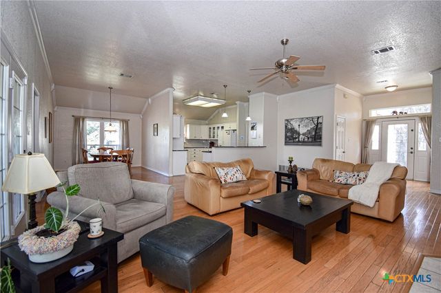 3610 Oakridge Boulevard, Harker Heights, TX 76548