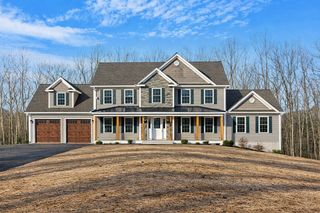523 Alpine Rd Bradley, Fitchburg, MA 01420