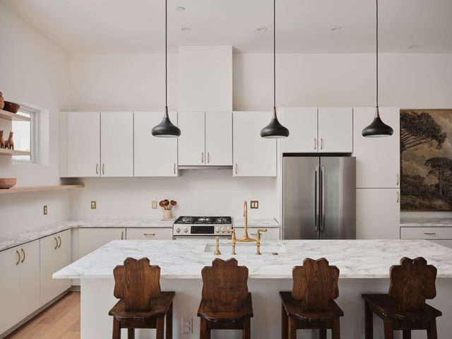 2300 Enfield RD 306, Austin, TX 78703
