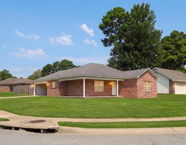 201 Boston St, Jacksonville, AR 72076