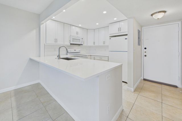 1800 N ANDREWS Avenue N 12G, Fort Lauderdale, FL 33311