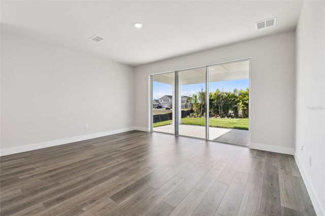 5048 CHAPEL ROW AVENUE, Apollo Beach, FL 33572