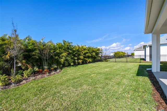 5048 CHAPEL ROW AVENUE, Apollo Beach, FL 33572