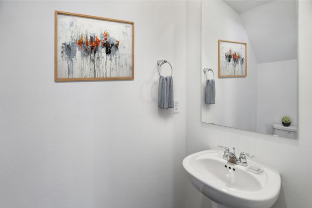 51734 Jubilee Pine Dr, La Pine, OR 97739