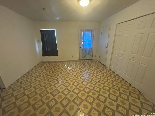 3414 Buena Vista, San Antonio, TX 78207