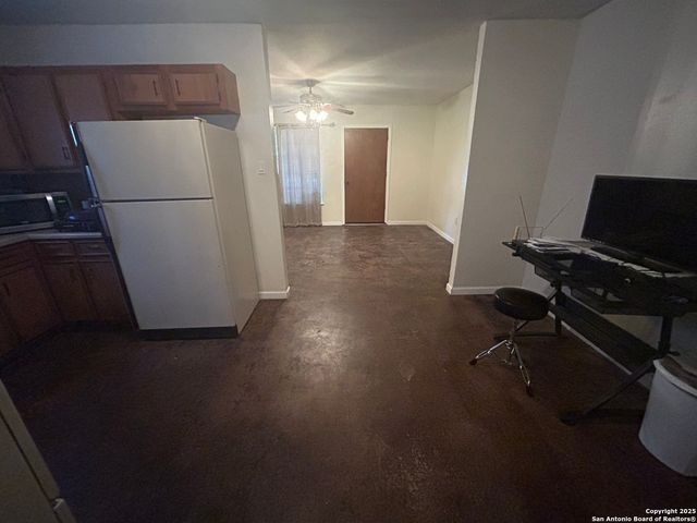 3414 Buena Vista, San Antonio, TX 78207