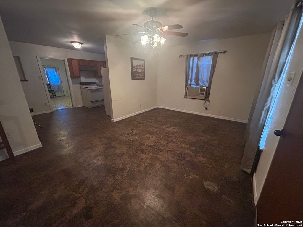 3414 Buena Vista, San Antonio, TX 78207
