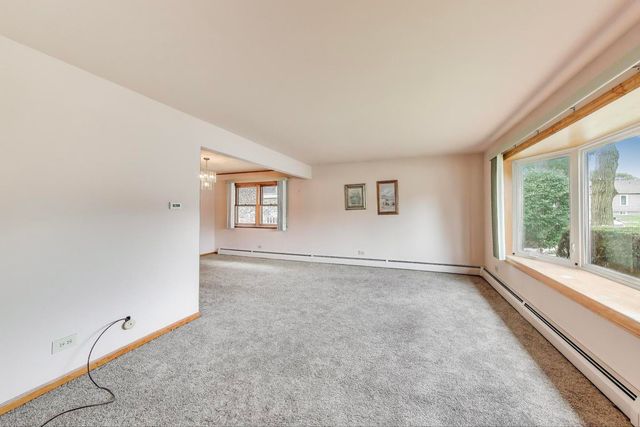 4121 Maple Avenue, Lyons, IL 60534