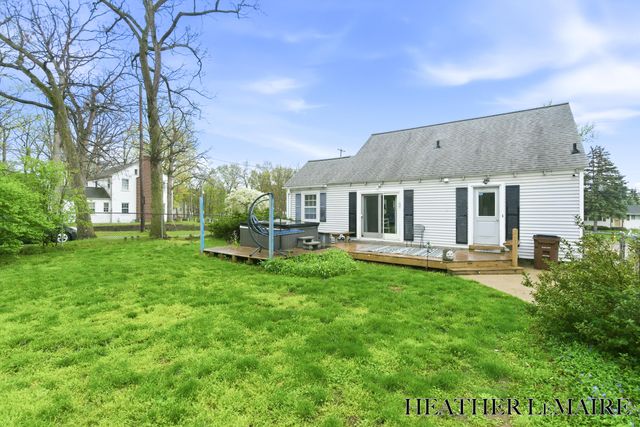 945 4 Mile Road NE, Grand Rapids, MI 49525