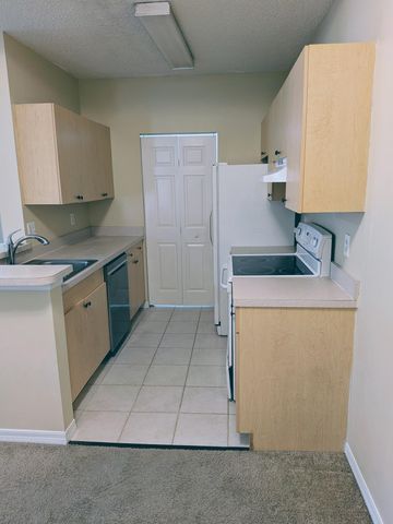 10348 Fox Trail S 513, Royal Palm Beach, FL 33411