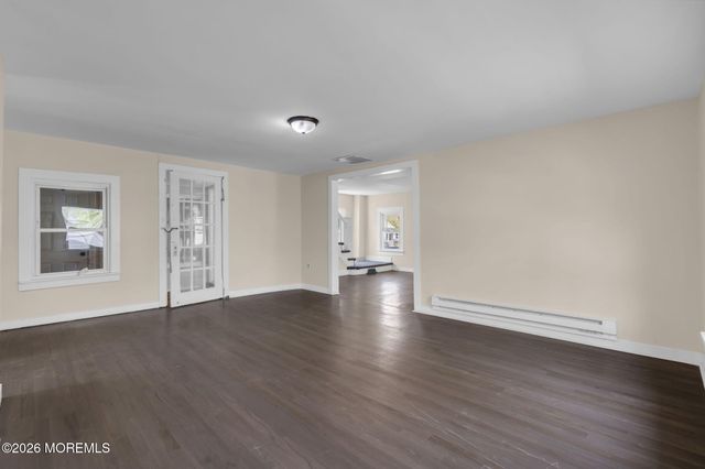 9 Arneytown Hornerstown Road, Upper Freehold, NJ 08501
