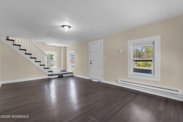 9 Arneytown Hornerstown Road, Upper Freehold, NJ 08501