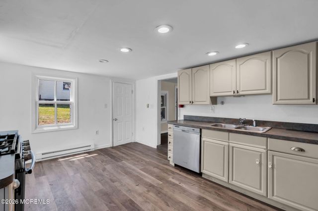 9 Arneytown Hornerstown Road, Upper Freehold, NJ 08501