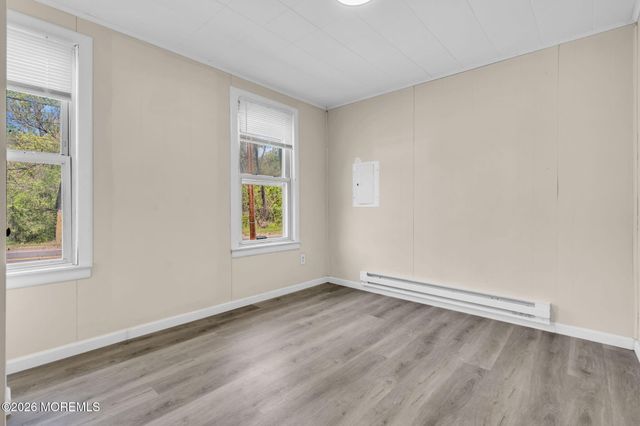 9 Arneytown Hornerstown Road, Upper Freehold, NJ 08501
