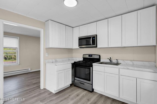 9 Arneytown Hornerstown Road, Upper Freehold, NJ 08501