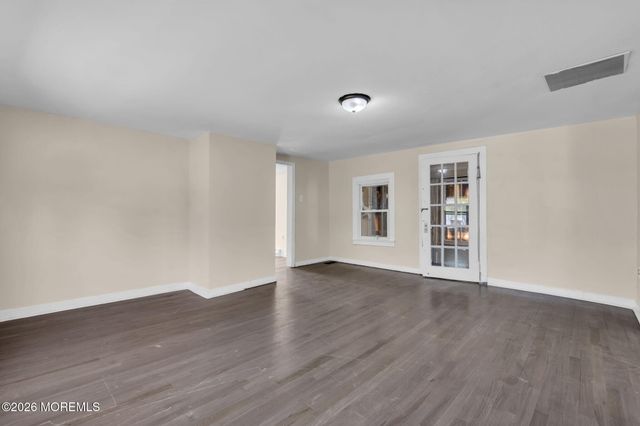 9 Arneytown Hornerstown Road, Upper Freehold, NJ 08501
