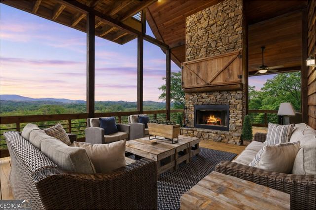 355 West Shalom, Blue Ridge, GA 30513