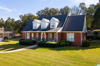 5439 CARRINGTON CIRCLE, Trussville, AL 35173