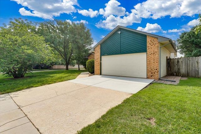 11003 W 3rd, Wichita, KS 67212