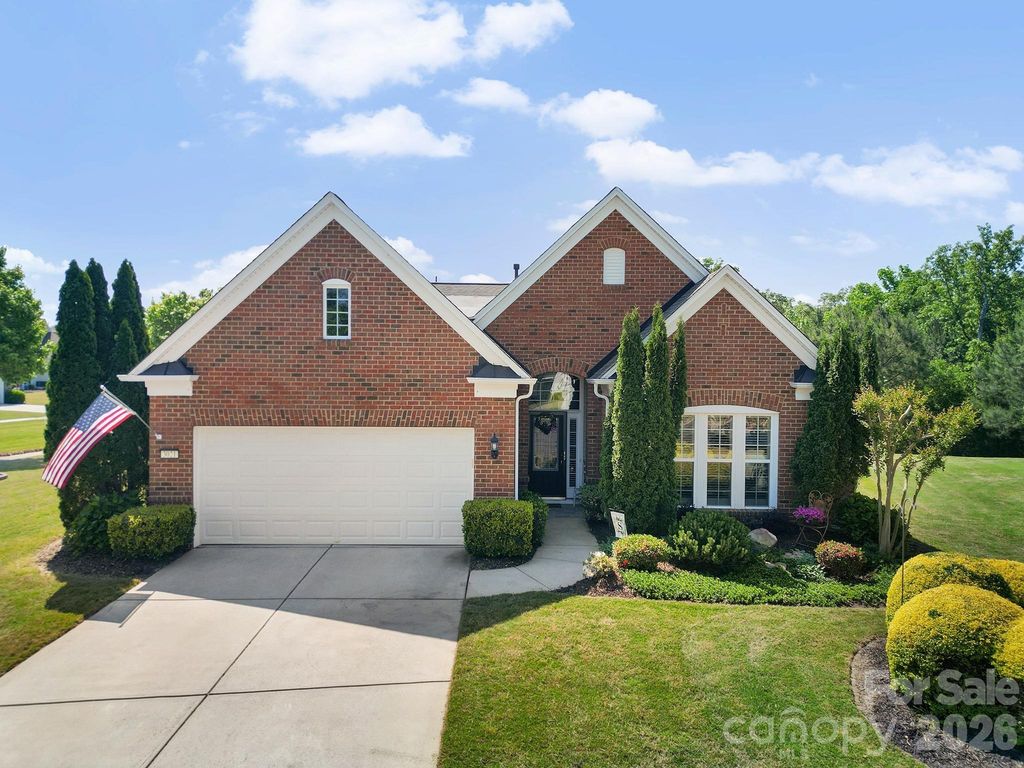 3021 Voyageurs Way, Fort Mill, SC 29707