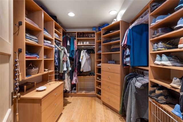 1204 Bandolina Road, Santa Fe, NM 87501