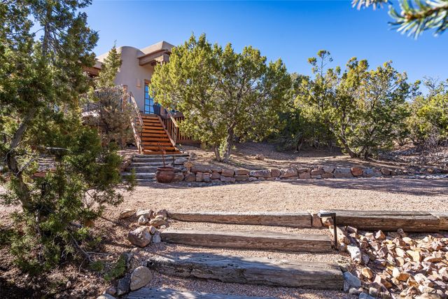 1204 Bandolina Road, Santa Fe, NM 87501