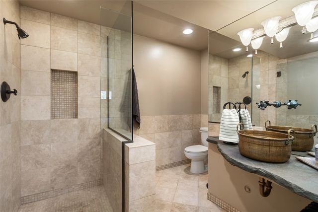 1204 Bandolina Road, Santa Fe, NM 87501