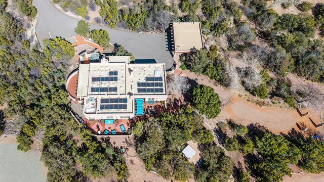 1204 Bandolina Road, Santa Fe, NM 87501