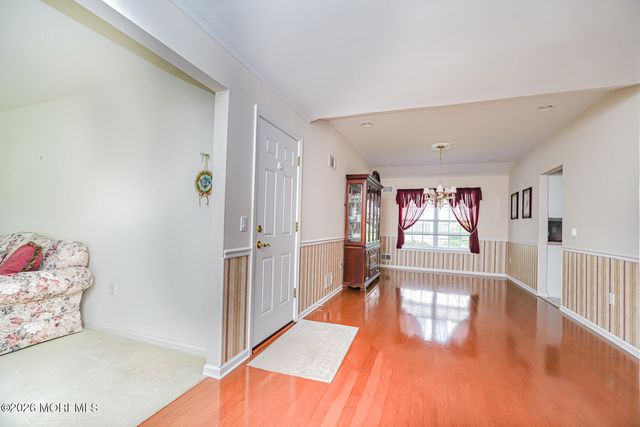 120 Skyline Drive, Lakewood, NJ 08701