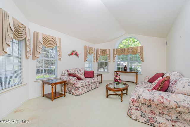 120 Skyline Drive, Lakewood, NJ 08701