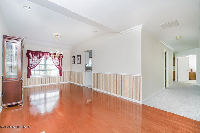 120 Skyline Drive, Lakewood, NJ 08701