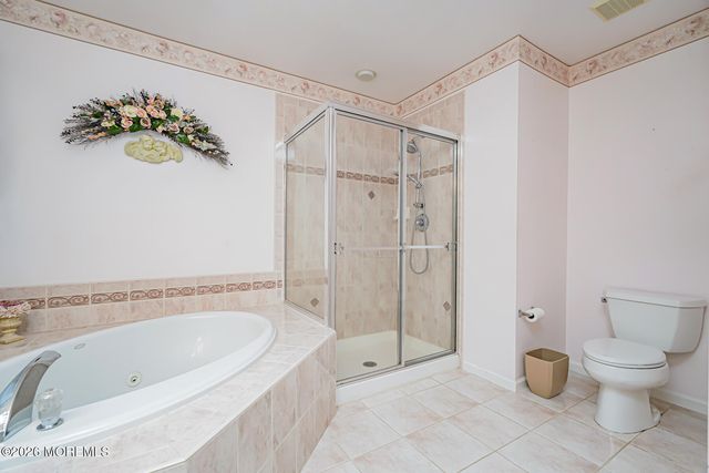 120 Skyline Drive, Lakewood, NJ 08701