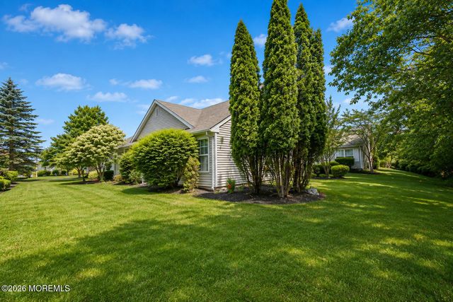 120 Skyline Drive, Lakewood, NJ 08701