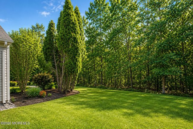 120 Skyline Drive, Lakewood, NJ 08701