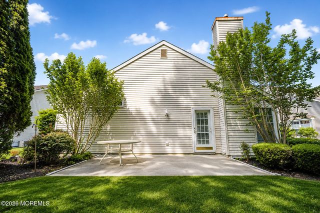 120 Skyline Drive, Lakewood, NJ 08701