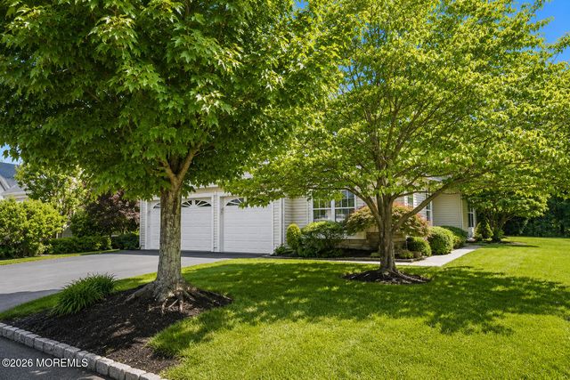 120 Skyline Drive, Lakewood, NJ 08701