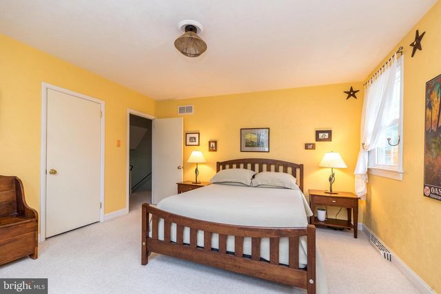 884 PARKWOOD RD, Blue Bell, PA 19422