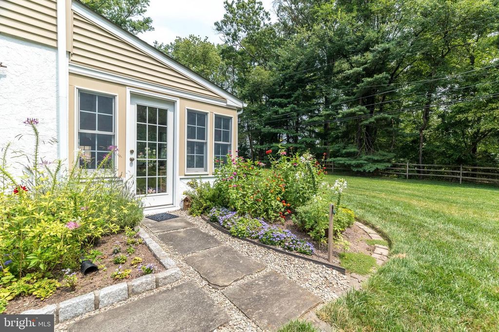 884 PARKWOOD RD, Blue Bell, PA 19422