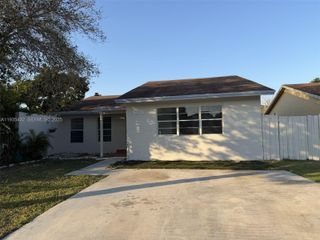16227 SW 305th St, Homestead, FL 33033